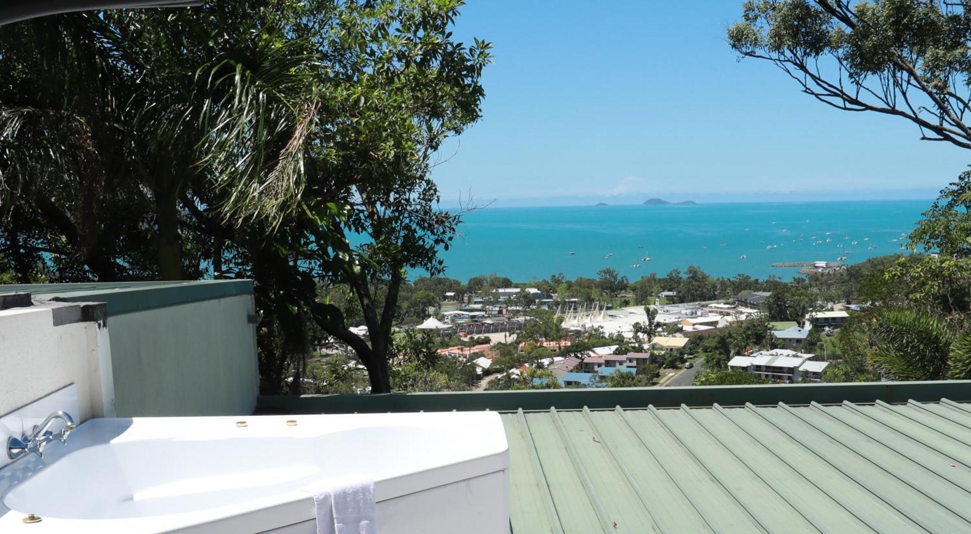 Yachtsmans Paradise, Whitsundays Hotel Airlie Beach Exterior photo